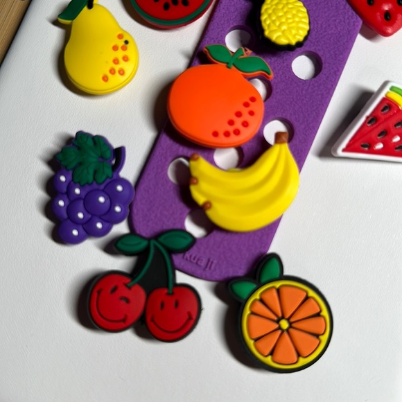 Croc Charms Fruit Selection - #116 - Picture 2 of 3